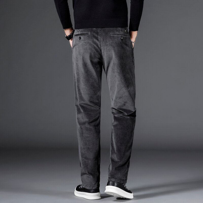 Medium Waist Corduroy.