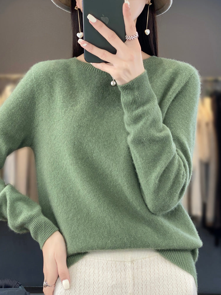 Rizalinda | Relaxed Elegance Pullover